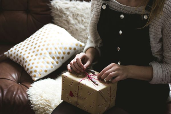 Top idées de cadeaux faits main qui surprendront vos proches